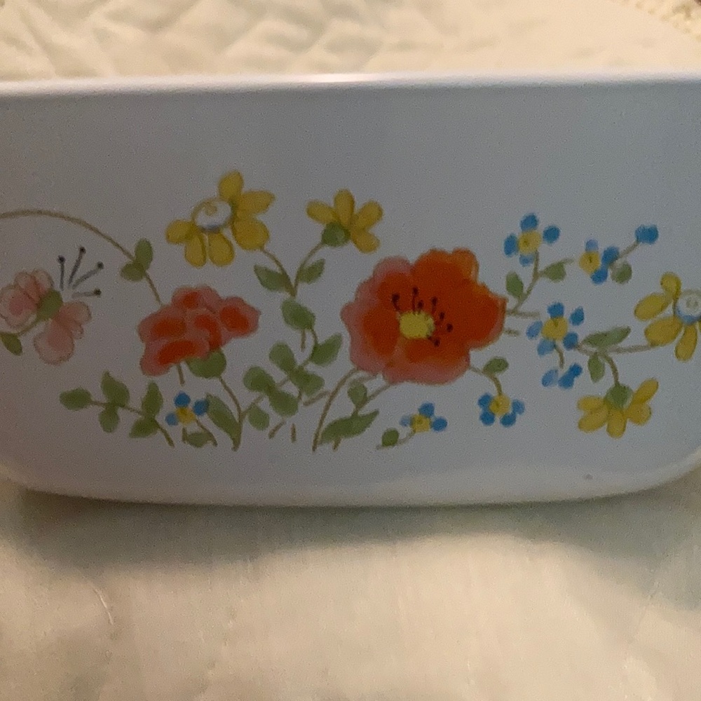 VTG 1980s Corning Ware Wildflower 1-1/2 Qt Casserole Dish Range Microwave